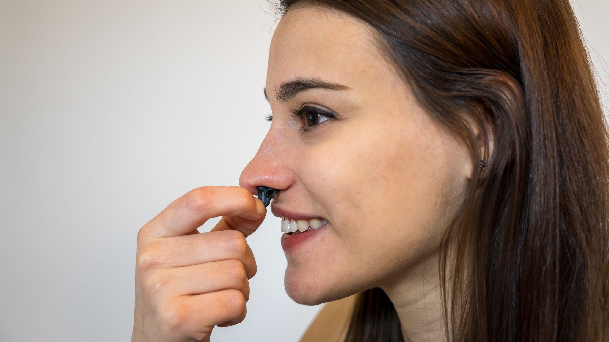 This Award-Winning New Device Instantly Improves Breathing & Reduces Snoring