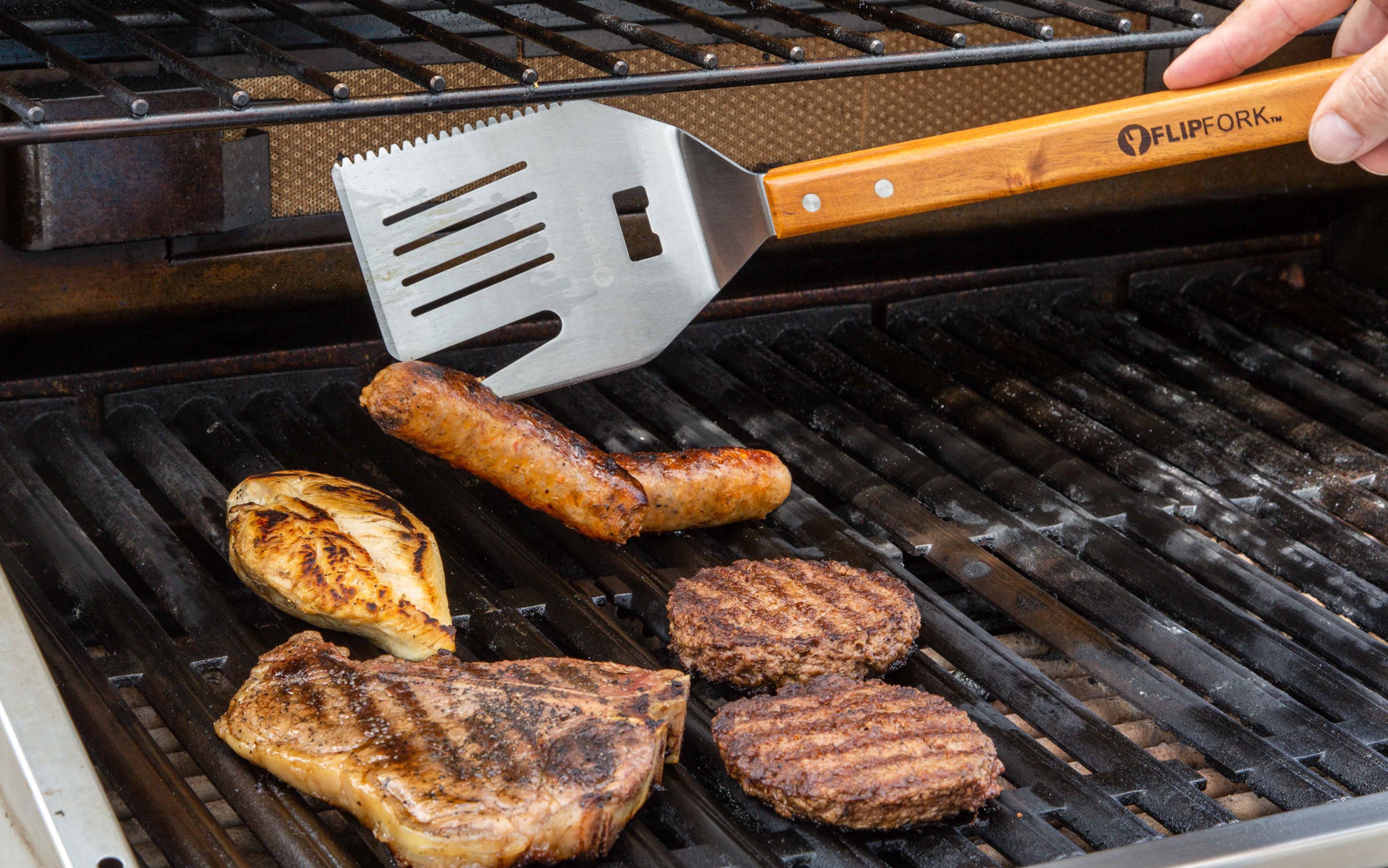 This New Gadget is the Ultimate 5-in-1 Grilling Tool